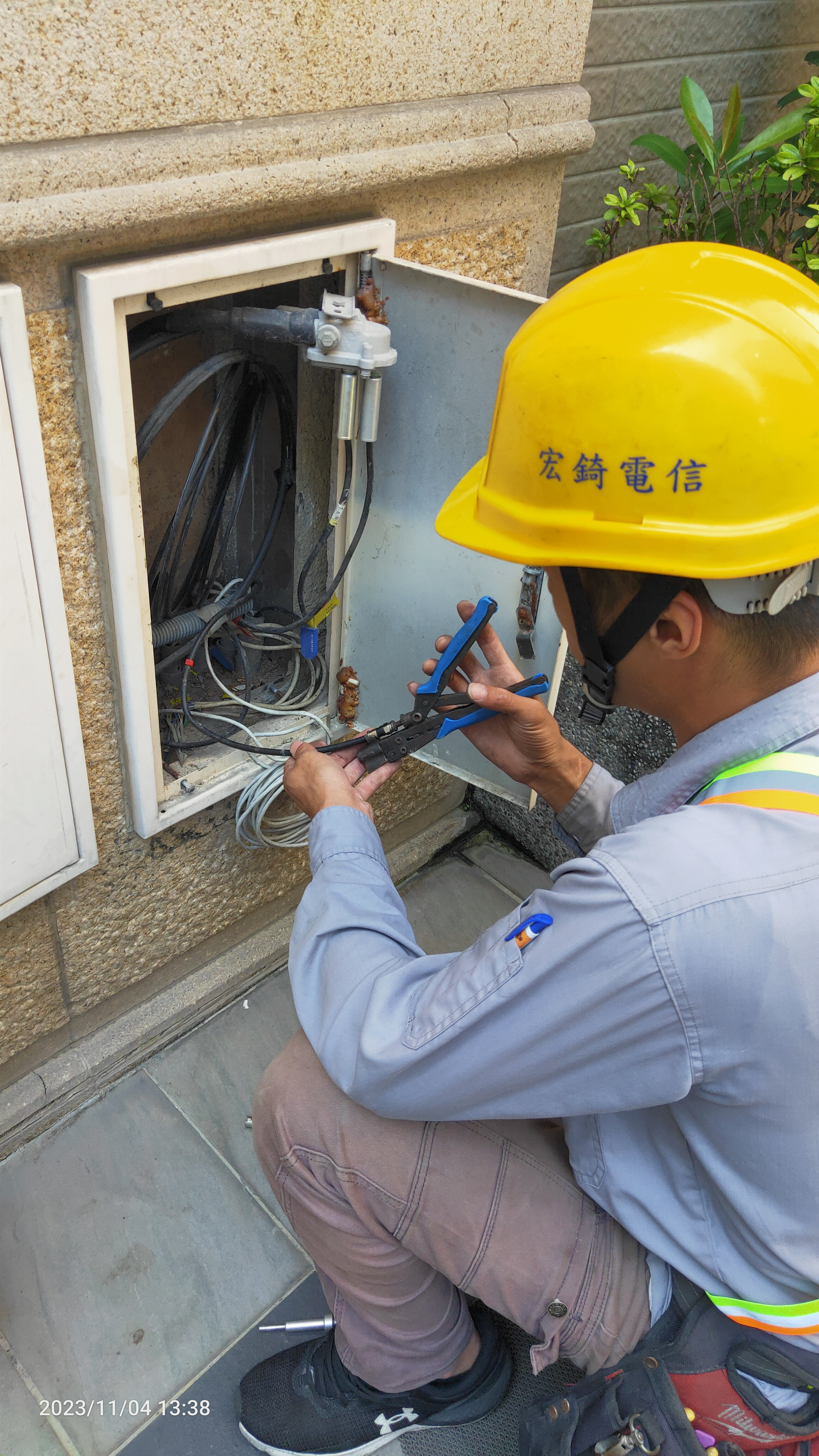 電話線路佈放作業1