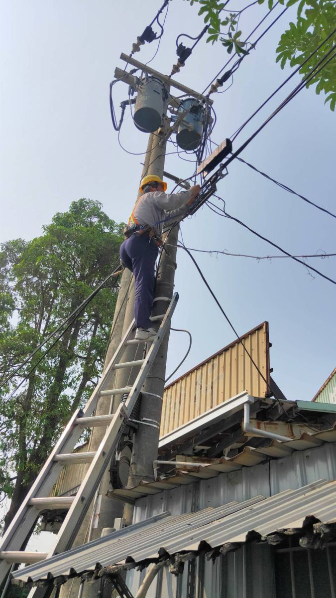 電話線路佈放作業2