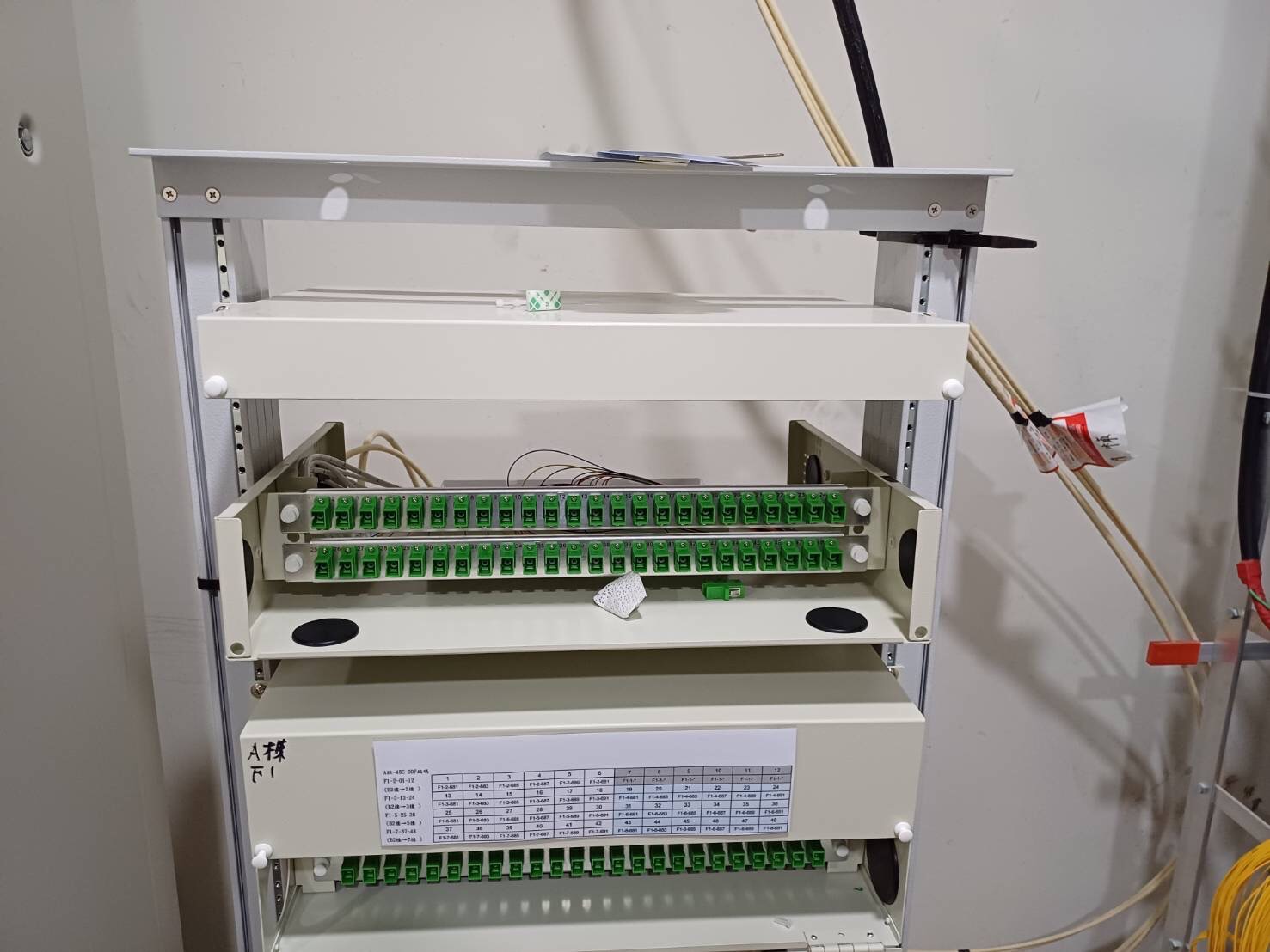 電話線路佈放作業3