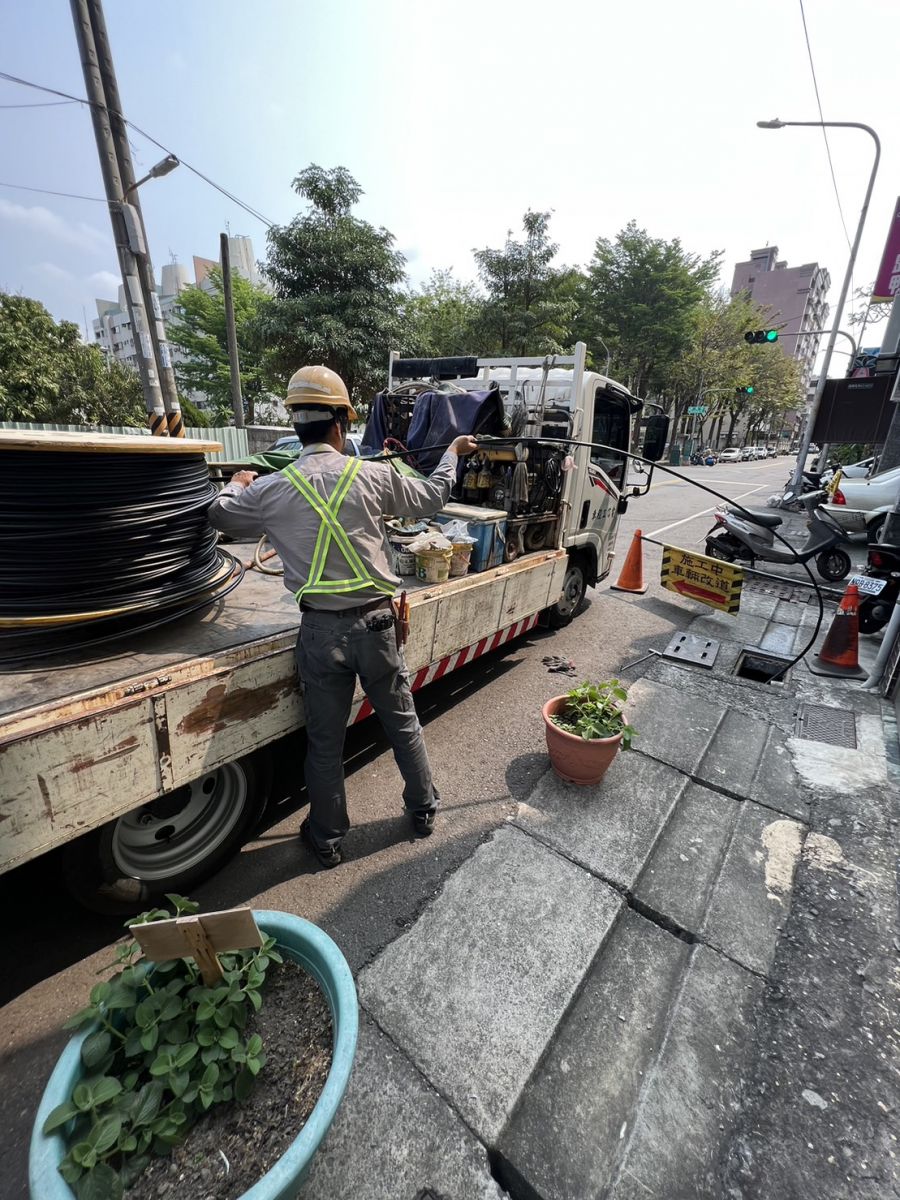 電話線路佈放作業1
