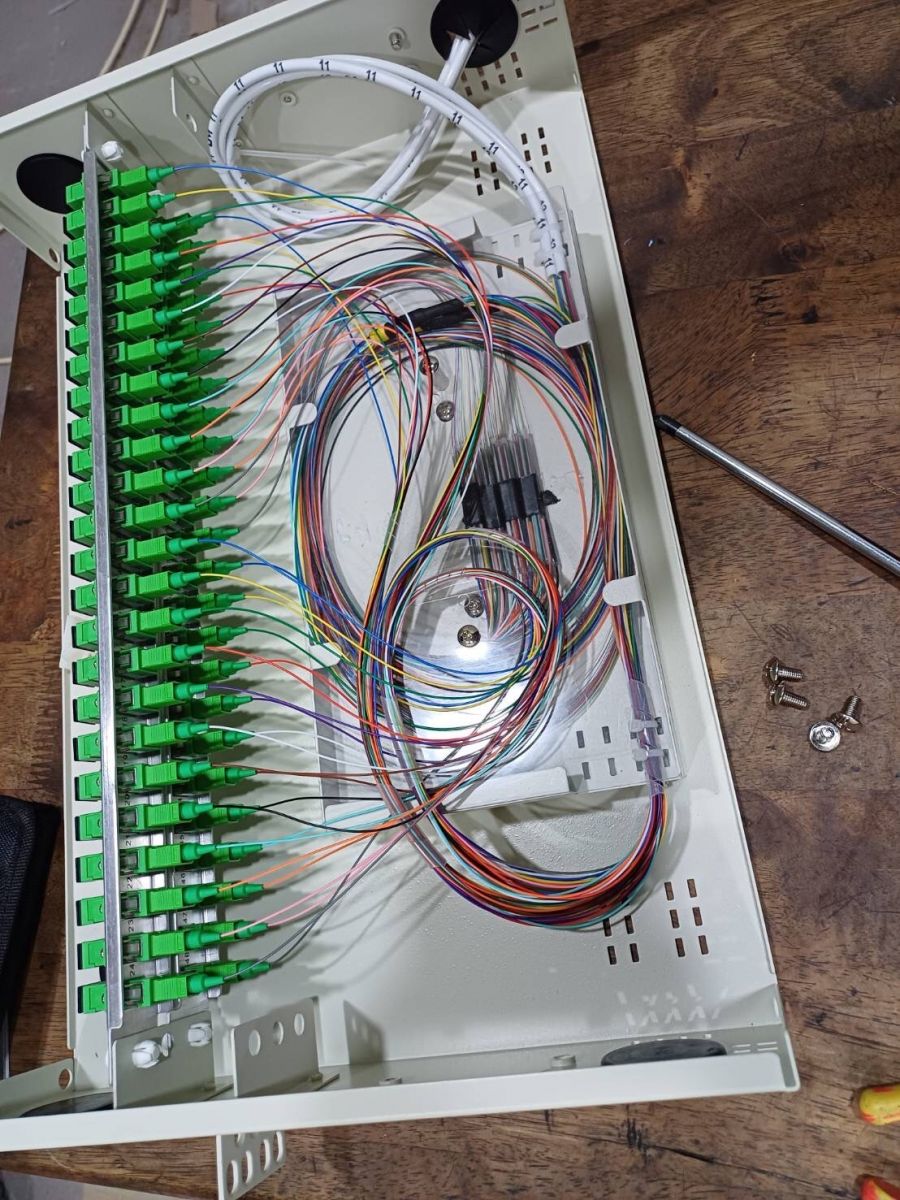 電話線路佈放作業4