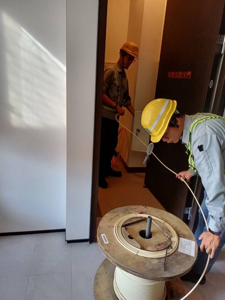 電話線路佈放作業4